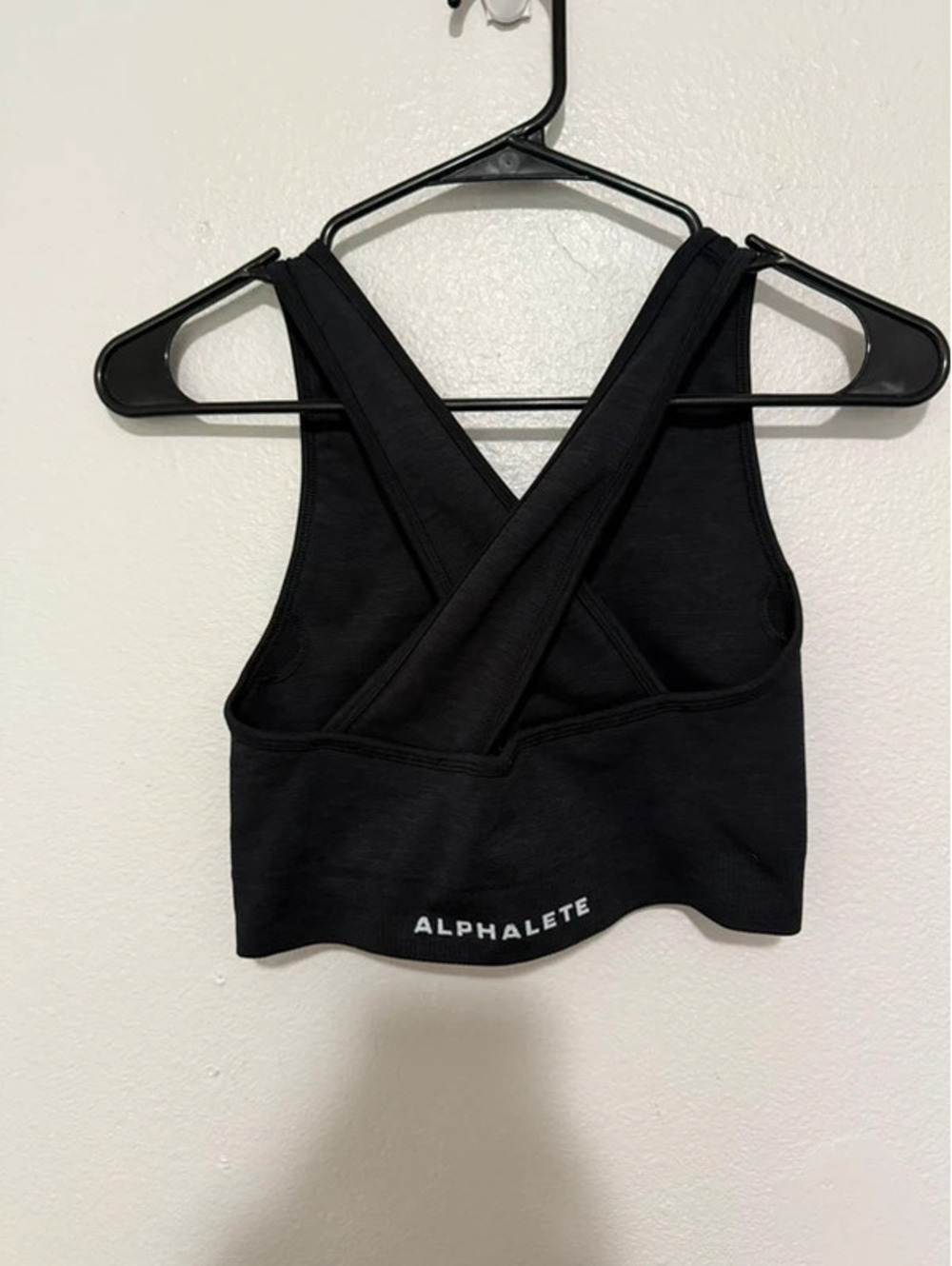 Alphalete sports bra fits best a medium